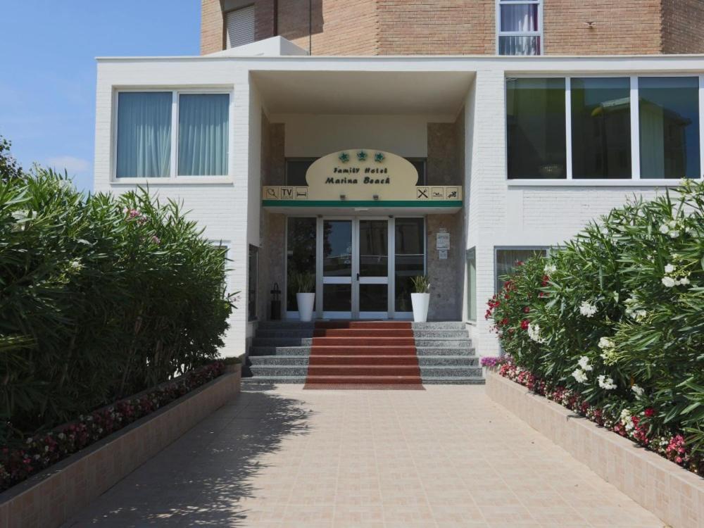 Hotel Marina Beach - Azzurro Club Ravenne Extérieur photo